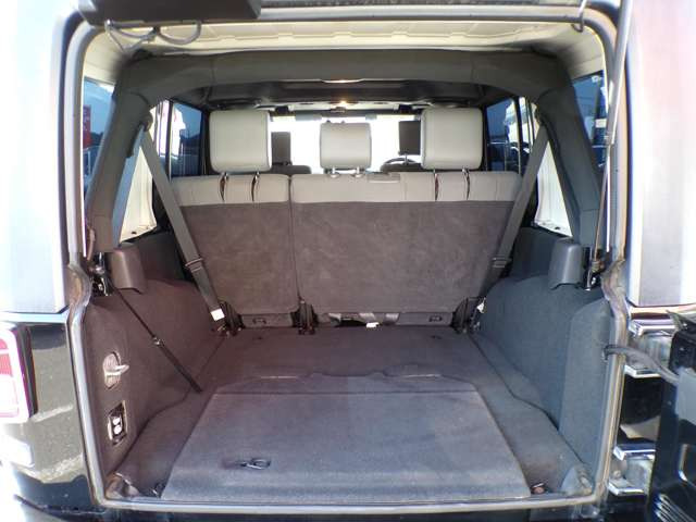 �����g�p�ԁE�f�B�[�[���E�y�g���b�N�E�L�����s���O�J�[�E�h���t�g�ԁE�����ԗ��E�ԃC�X�E�Ⓚ�ԁELPG�E�ړ��̔��ԁE�����W���E���ԁE�o�X�E�L�b�`���J�[�E���p�ԃn�C���[�t�E�d�C�����Ԃ̔̔������������܂�