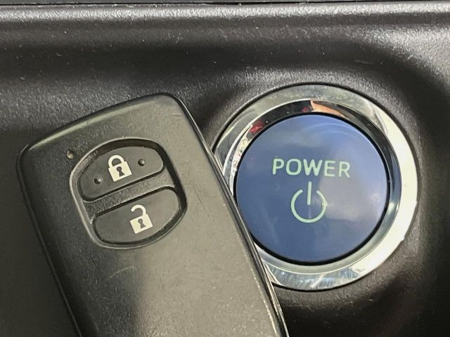 �y�X�}�[�g�L�[�z�J�o����|�P�b�g�ɓ��ꂽ�܂܂ł��h�A�̎{���E�������\�ȃX�}�[�g�L�[�𑕔��B�G���W���̃I���E�I�t�����J�M�����o���K�v����������Ƃ��Ă��֗��ł���