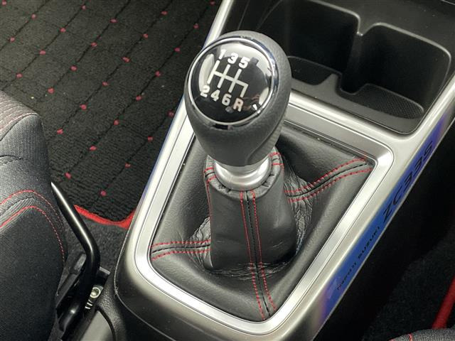 スイフト1.4 スポーツ ZC33S ファイナル エディション