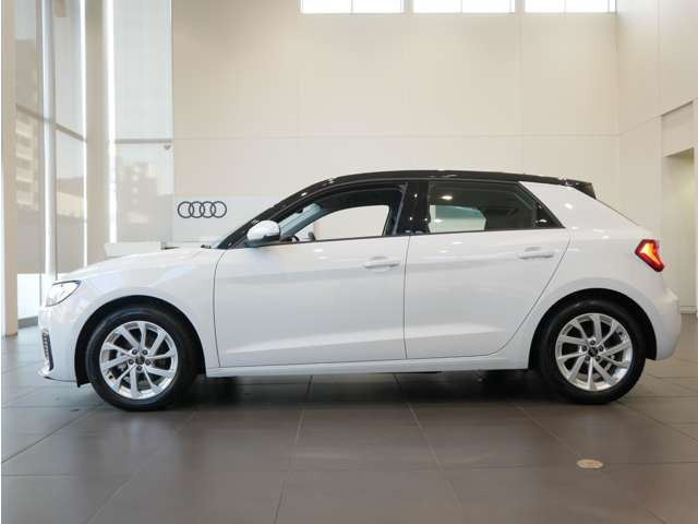 A1スポーツバック25 TFSI アドバンスド