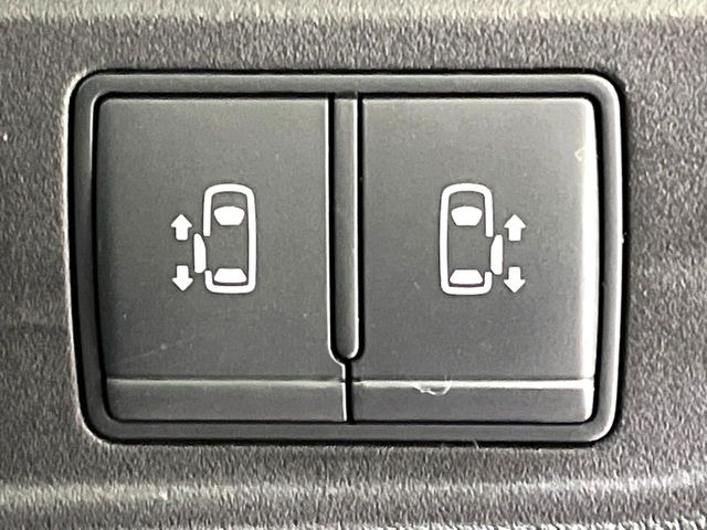 �y�n���Y�t���[�@�\�t�������p���[�X���C�h�h�A�z�X���C�h�h�A�̉��ɑ�������Ă��������ƁA�����I�ɃX���C�h�h�A���J���܂�!�ו��ŗ��肪�ӂ���������Ԃł��A�h�A�̊J���ł��ĂƂ��Ă��֗�!