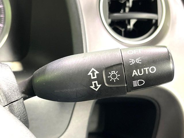 �y�I�[�g���C�g�z����̖��邳�ɉ����Ď����Ńw�b�h���C�g�̓_���E�������ł���@�\�ł�!���C�g�̕t���Y��E�����Y��Ȃǂ������Ȃ�A�J�̓���[���̑��s�����S!�g���l���ʉߎ����֗��ł��ˁ�