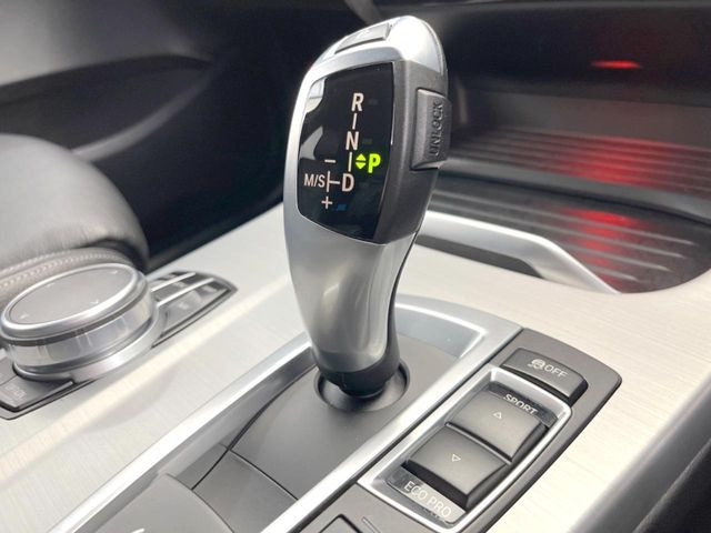 ��MT���[�h�t��AT:�ʏ�͎����ł����Ȃ���ϑ�(�M�A�`�F���W)���h���C�o�[�̑���ɂ���ĈӐ}�I�ɕς�����V�X�e���ł��B����w���i�̃h���C�u�����y���݂��������܂�!