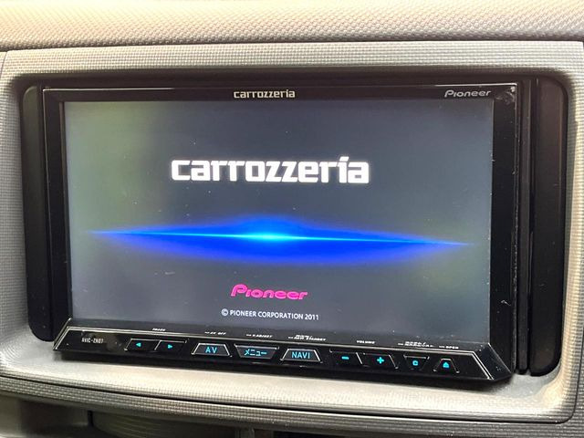 �y�i�r�Q�[�V�����z�g���₷���i�r�ŖړI�n�܂ł�������ē����Ă���܂��B�e��I�[�f�B�I�Đ��@�\���[�����Ă���A���Ԃ̉^�]������Ɋy�����Ȃ�܂�!!