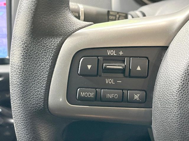 �y�X�e�A�����O�X�C�b�`�z�^�]���A�O������ڐ������炷���ƂȂ��A�I�[�f�B�I���̑��삪�\�ȕ֗��@�\!���S&���K�ȃh���C�u�����o���Ă���܂���