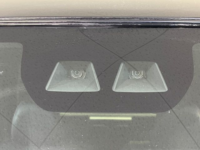 �y�X�}�[�g�A�V�X�g�z���s���ɑO���̎ԗ�����F�����A�Փ˂������Ȏ��͌x��ƃu���[�L�ŏՓˉ���Ɣ�Q�y�����A�V�X�g�B�����S�Ƀh���C�u�����y���݂��������܂��B