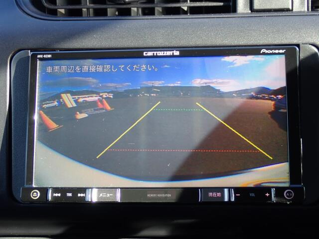 �o�b�N�J�����������Ă���܂��B���Ԏ��ɑ�ϖ��ɗ����܂�������Ԃ����ȕ��ɂ��֗��@�\�ł���