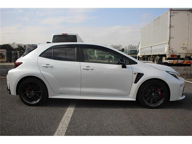 ���Ǝҗl�ւ̔̔��͂��f�肳���Ă��������܂��B �Ԍ������ԗ��̏ꍇ�́A�Ԍ����擾�������x�������z�ŕ\�����Ă���܂��B