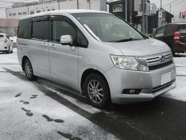 ステップワゴン2.0 L 4WD