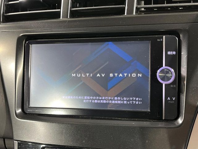 �y�����i�r�z�l�C�̏����i�r�𑕔����Ă���܂��B�i�r�̎g���₷���͂������A�I�[�f�B�I�@�\���[��!�L�����v�◷�s�͂������A�ʋ΂┃�����ȂǕ��i�̃h���C�u���y�����Ȃ�͂���