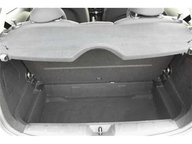 ���Ǝҗl�ւ̔̔��͂��f�肳���Ă��������܂��B �Ԍ������ԗ��̏ꍇ�́A�Ԍ����擾�������x�������z�ŕ\�����Ă���܂��B