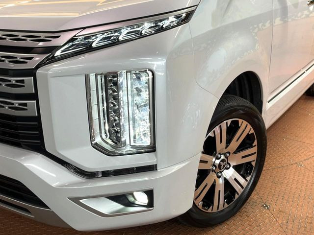 �yLED�w�b�h���C�g�z���V����ԑ��s�����ǍD�Ȏ��E���m�ۂ����S���ĉ^�]�ł��鍂�P�xLED�w�b�h���C�g�𑕔�!�_�����x�������A����d�͂��}�����Ă��܂��B