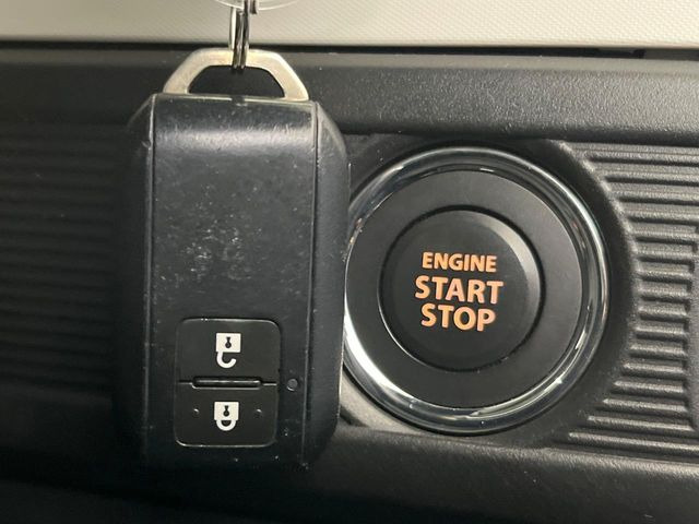 �y�L�[���X�X�^�[�g�V�X�e���z�J�o����|�P�b�g�ɓ��ꂽ�܂܂ł��h�A�̎{���E�������\�ȃX�}�[�g�L�[�𑕔��B�G���W���̃I���E�I�t�����J�M�����o���K�v����������Ƃ��Ă��֗��ł���