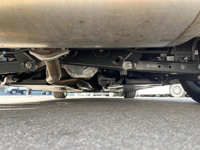 ����肪���ꂢ�Ȃ����ɁA�h�K���H�̎{�H���I�X�X���B�~��n��͂������A���ݕ��ɂ��Z���̕���A��Ń}�����E�E�B���^�[�X�|�[�c���������ɂ��D�]���������Ă���܂��B