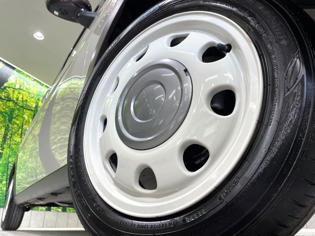 �y����14�C���`�A���~�z�C�[���z�O�ςɃ}�b�`���������A���~�z�C�[���𑕒����Ă���܂��B�e��ЊO�A���~�z�C�[����A�X�^�b�h���X�^�C�����戵�����Ă���܂��B���񂲑��k����������