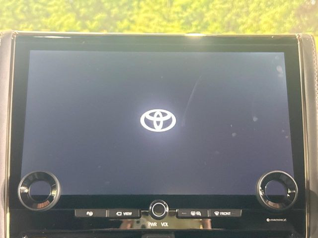 【14インチディスプレイオーディオ】画面内にオーディオ操作はもちろん、空調の調整機能なども盛り込んだ多機能なディスプレイオーディオです!スマートフォン連携はもちろん、車載ナビもお使いいただけます♪