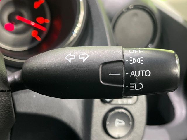 �y�I�[�g���C�g�z����̖��邳�ɉ����Ď����Ńw�b�h���C�g�̓_���E�������ł���@�\�ł�!���C�g�̕t���Y��E�����Y��Ȃǂ������Ȃ�A�J�̓���[���̑��s�����S!�g���l���ʉߎ����֗��ł��ˁ�