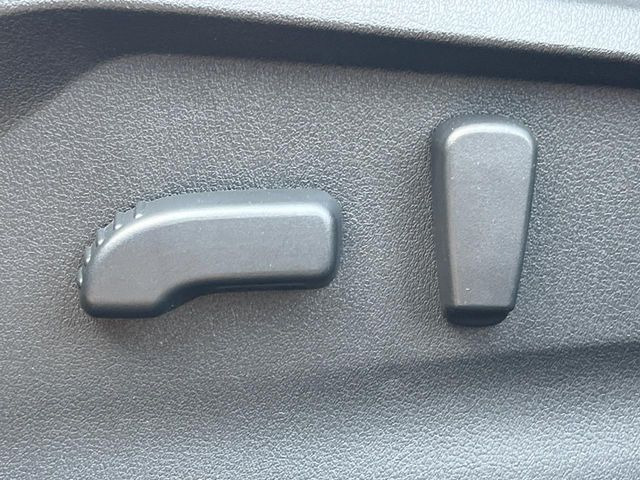 �y�p���[�V�[�g�z�X�C�b�`��ŊȒP�ɃV�[�g�̔��������\!�d��������͂�����܂���!���K�ȃV�[�g�|�W�V�����ɃZ�b�g���āA���K�ȃh���C�u�����y���݂��������B