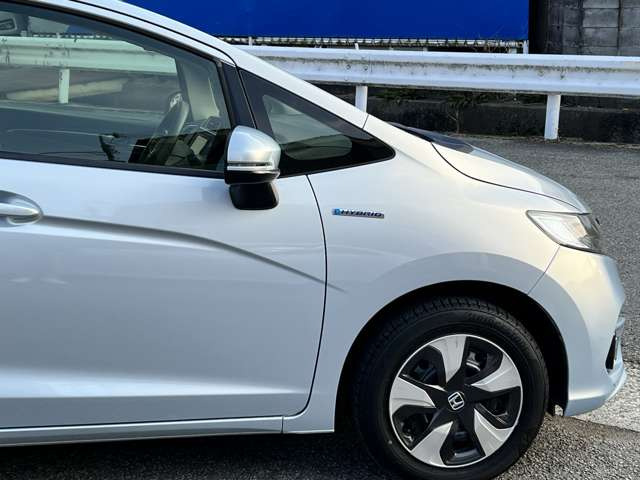 ���Ђ́A���q���܂̃j�[�Y�ɂ������o����悤�A�L�x�ȎԎ����葵���Ă���܂��B����芷���̍ۂ��A����A��낵�����肢�������܂��B