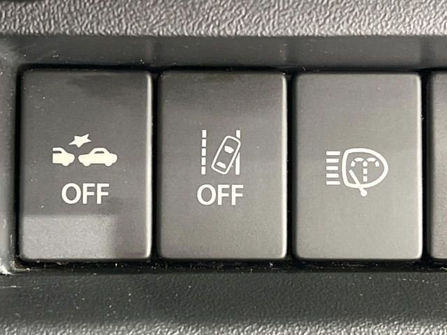 【スズキ セーフティサポート】走行中に前方の車両等を認識し、衝突しそうな時は警報とブレーキで衝突回避と被害軽減をアシスト。より安全にドライブをお楽しみいただけます。