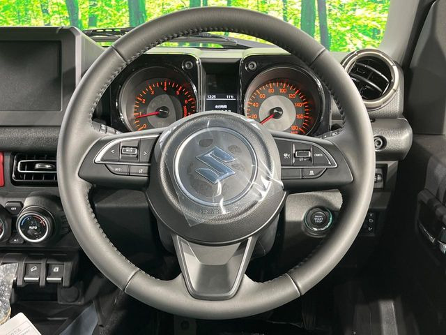 �y�����v�����X�e�A�����O�z�㎿�Ȋv���g�p���邱�ƂŁA��ɂ����������݂ƂĂ��^�]���₷���n���h���ł���