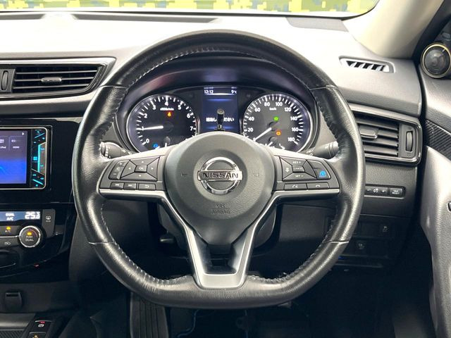 �y�����v�����X�e�A�����O�z�㎿�Ȋv���g�p���邱�ƂŁA��ɂ����������݂ƂĂ��^�]���₷���n���h���ł���