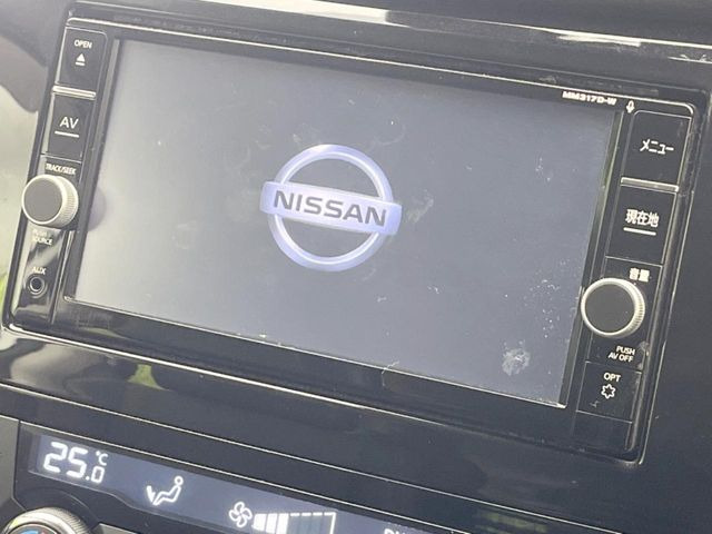 �y�����i�r�z�l�C�̏����i�r�𑕔����Ă���܂��B�i�r�̎g���₷���͂������A�I�[�f�B�I�@�\���[��!�L�����v�◷�s�͂������A�ʋ΂┃�����ȂǕ��i�̃h���C�u���y�����Ȃ�͂���