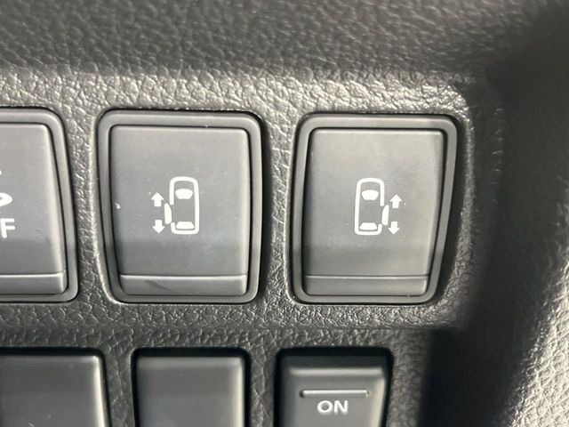 �y�����p���[�X���C�h�h�A�z�X�}�[�g�L�[��^�]�Ȃ̃X�C�b�`�Ō�ȗ����X���C�h�h�A�̊J���\���d��������͂����ăh�A���J����K�v�������A�����Ȃ��q�l�ł��ȒP�ɊJ���߂ł����K�ł���