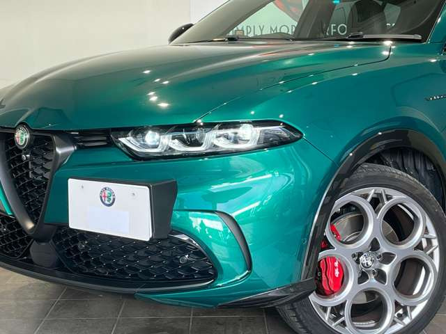 トナーレプラグインハイブリッド Q4 ヴェローチェ 4WD