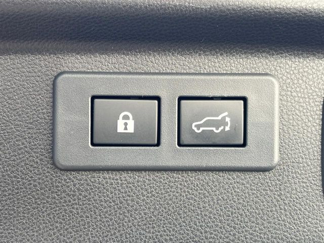 �y�p���[�o�b�N�h�A�z�X�}�[�g�L�[��^�]�Ȃ̃{�^�������������Ń��A�Q�[�g�������ŊJ���܂�!�ו��������Ă��鎞��A�����ʒu�ɂ���o�b�N�h�A��߂�ۂɕ֗��ȋ@�\�ł���