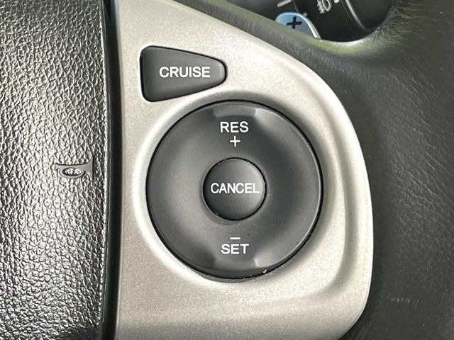 �y�N���[�Y�R���g���[���z�������H�����N���N���s�B�A�N�Z���𗣂��Ă���葬�x�ő��s���ł��A�������^�]���̕��S���y��!�����E�������ȒP�ȃX�C�b�`����Œ����ł��܂��B