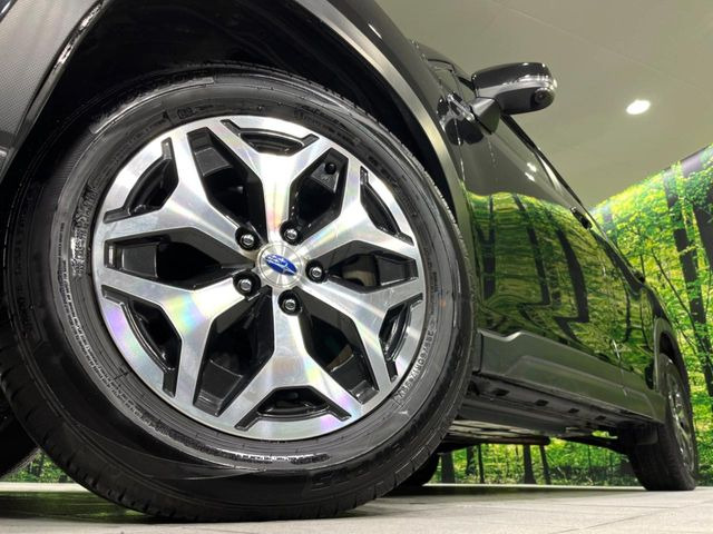 �y����17�C���`�A���~�z�C�[���z�O�ςɃ}�b�`���������A���~�z�C�[���𑕒����Ă���܂��B�e��ЊO�A���~�z�C�[����A�X�^�b�h���X�^�C�����戵�����Ă���܂��B���񂲑��k����������