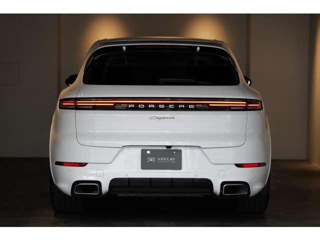 �o�b�N�J�����A360&deg;�J����