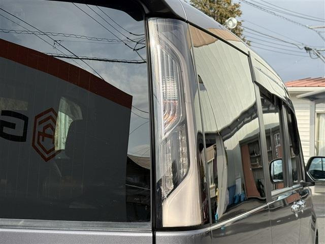 ���Ǝҗl�ւ̔̔��͂��f�肳���Ă��������܂��B �Ԍ������ԗ��̏ꍇ�́A�Ԍ����擾�������x�������z�ŕ\�����Ă���܂��B