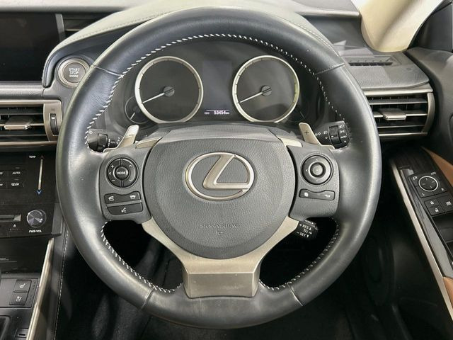 �y�����v�����X�e�A�����O�z�㎿�Ȋv���g�p���邱�ƂŁA��ɂ����������݂ƂĂ��^�]���₷���n���h���ł���