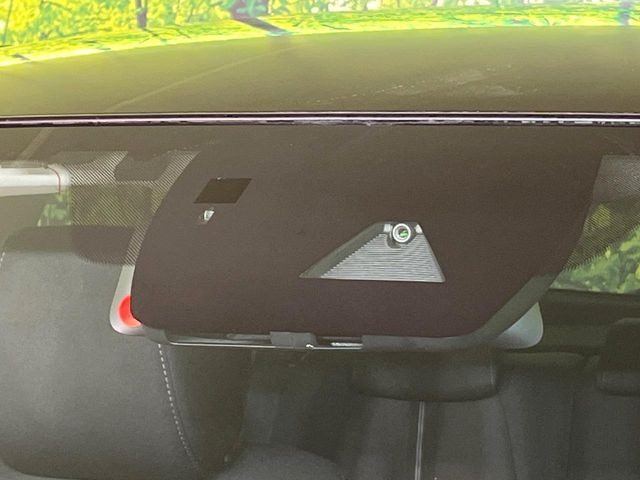 �yi-ACTIVESENSE�z���s���ɑO���̎ԗ�����F�����A�Փ˂������Ȏ��͌x��ƃu���[�L�ŏՓˉ���Ɣ�Q�y�����A�V�X�g�B�����S�Ƀh���C�u�����y���݂��������܂��B