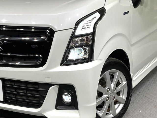 �yLED�w�b�h���C�g�z���V����ԑ��s�����ǍD�Ȏ��E���m�ۂ����S���ĉ^�]�ł��鍂�P�xLED�w�b�h���C�g�𑕔�!�_�����x�������A����d�͂��}�����Ă��܂��B