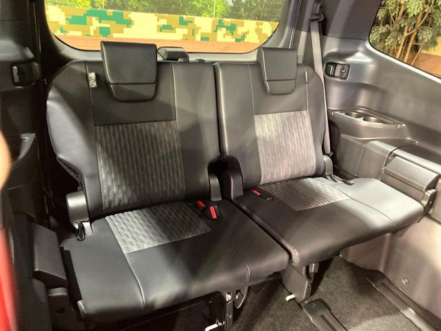 3��ڃV�[�g�͂�������ԗǍD����l�ł��������ƍ����Ē����܂��̂ŁA��l���ł̂��o���������N���N�ł��􂲉Ƒ��ŁA�C�̒m�ꂽ���ԂŁA�h���C�u�ɍs���̂��y���݂ł��ˁ�