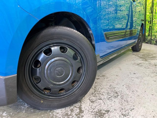 �y����14�C���`�A���~�z�C�[���z�O�ςɃ}�b�`���������A���~�z�C�[���𑕒����Ă���܂��B�e��ЊO�A���~�z�C�[����A�X�^�b�h���X�^�C�����戵�����Ă���܂��B���񂲑��k����������