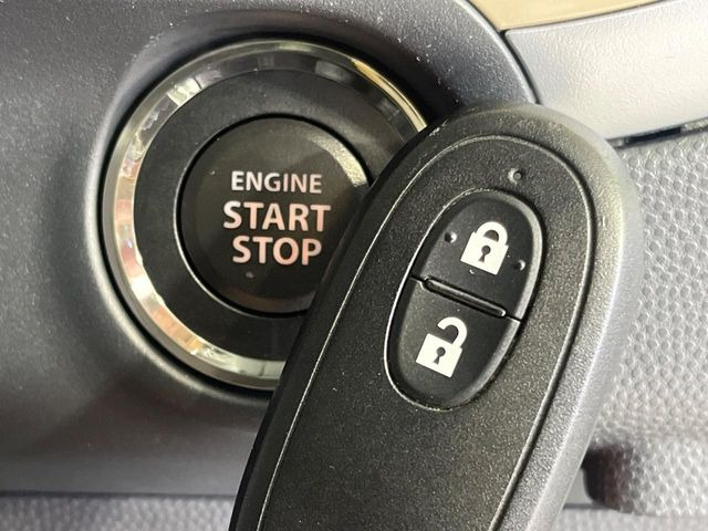 �y�L�[���X�X�^�[�g�V�X�e���z�J�o����|�P�b�g�ɓ��ꂽ�܂܂ł��h�A�̎{���E�������\�ȃX�}�[�g�L�[�𑕔��B�G���W���̃I���E�I�t�����J�M�����o���K�v����������Ƃ��Ă��֗��ł���