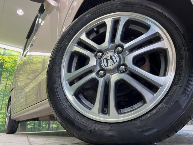 �y����14�C���`�A���~�z�C�[���z�O�ςɃ}�b�`���������A���~�z�C�[���𑕒����Ă���܂��B�e��ЊO�A���~�z�C�[����A�X�^�b�h���X�^�C�����戵�����Ă���܂��B���񂲑��k����������