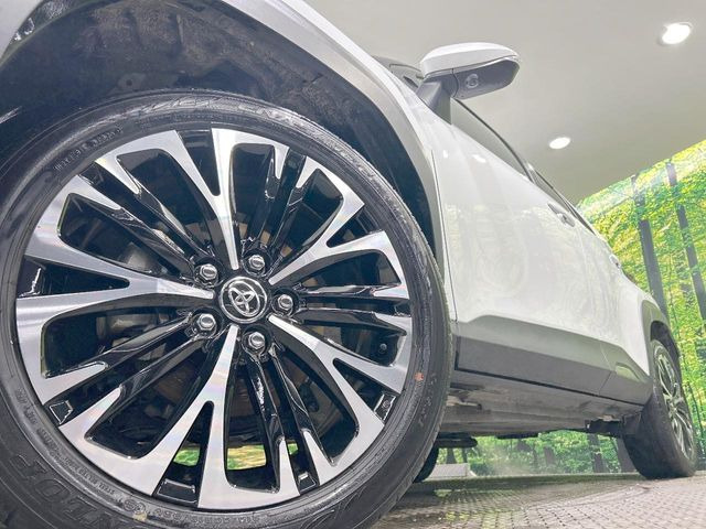 �y����18�C���`�A���~�z�C�[���z�O�ςɃ}�b�`���������A���~�z�C�[���𑕒����Ă���܂��B�e��ЊO�A���~�z�C�[����A�X�^�b�h���X�^�C�����戵�����Ă���܂��B���񂲑��k����������