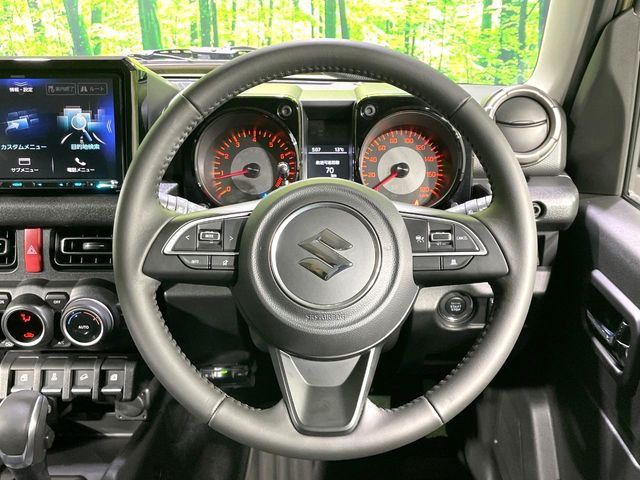 �y�����v�����X�e�A�����O�z�㎿�Ȋv���g�p���邱�ƂŁA��ɂ����������݂ƂĂ��^�]���₷���n���h���ł���