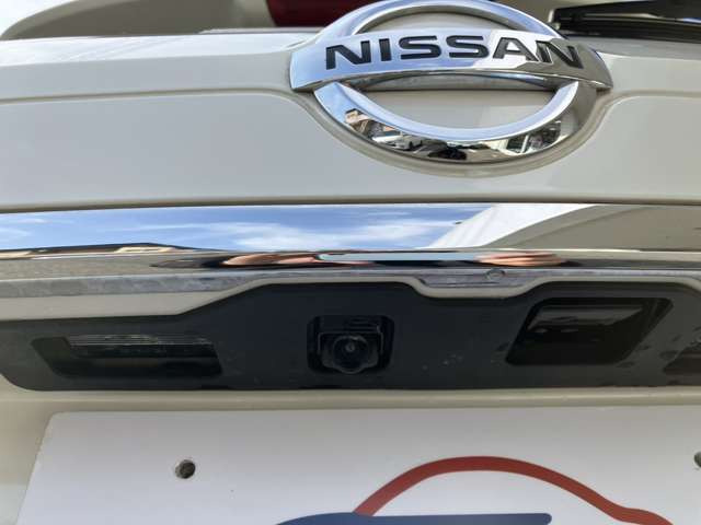 �o�b�N�J����!