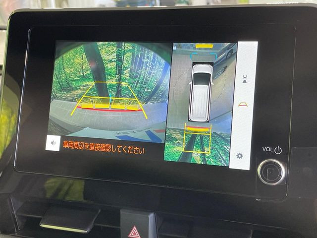 �y�p�m���~�b�N�r���[���j�^�[�z��p�̃J�����ɂ��A�ォ�猩���낵���悤�Ȏ��_��360�x�N���}�̎��͂��m�F���邱�Ƃ��ł��܂������p�������m�F���₷���A�����ꏊ�ł̐؂�Ԃ��⒓�Ԃ��X���[�Y�ɍs���܂��B