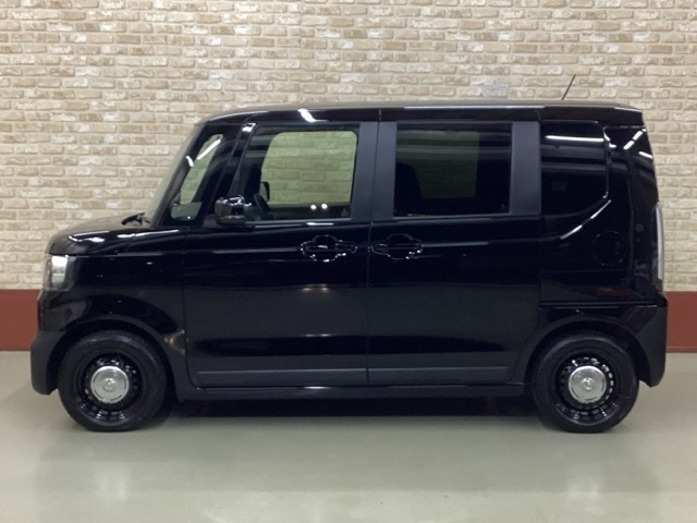 N-BOXジョイ モノトーン