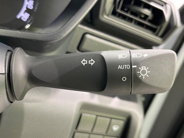 �y�I�[�g���C�g�z����̖��邳�ɉ����Ď����Ńw�b�h���C�g�̓_���E�������ł���@�\�ł�!���C�g�̕t���Y��E�����Y��Ȃǂ������Ȃ�A�J�̓���[���̑��s�����S!�g���l���ʉߎ����֗��ł��ˁ�