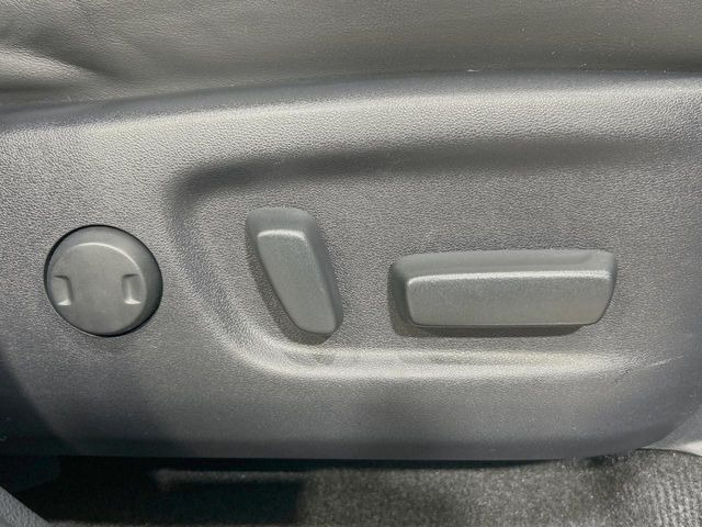 �y�p���[�V�[�g�z�X�C�b�`��ŊȒP�ɃV�[�g�̔��������\!�d��������͂�����܂���!���K�ȃV�[�g�|�W�V�����ɃZ�b�g���āA���K�ȃh���C�u�����y���݂��������B