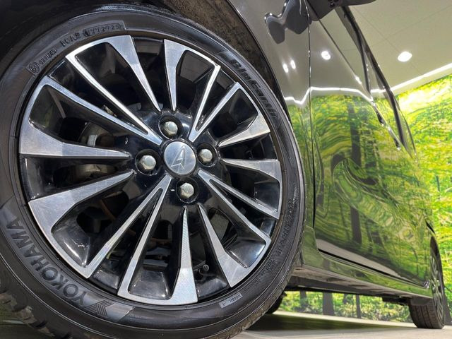 �y����15�C���`�A���~�z�C�[���z�O�ςɃ}�b�`���������A���~�z�C�[���𑕒����Ă���܂��B�e��ЊO�A���~�z�C�[����A�X�^�b�h���X�^�C�����戵�����Ă���܂��B���񂲑��k����������