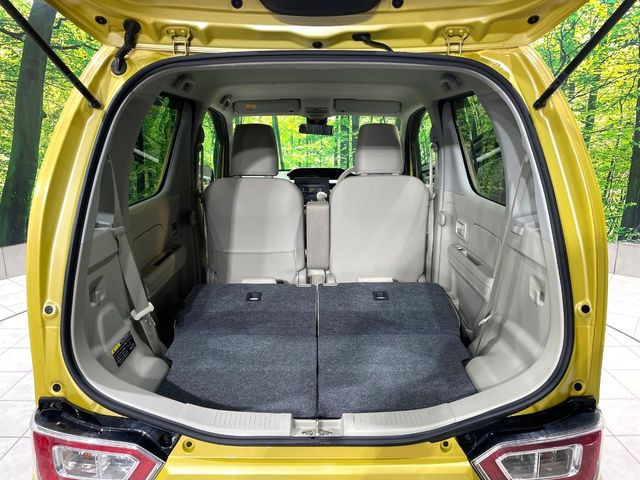 ���i�̂���������ʋ΁A���}���ɏ\���ȉ׎��X�y�[�X���m�ۂ��Ă���܂��B�Z�J���h�V�[�g��|���ƁA�傫�ȉו��̐ύڂ��\�ł���